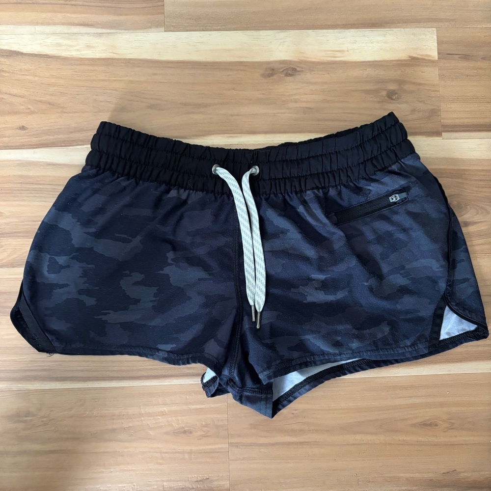 Vuori Women's Black Camo Active Shorts with Drawstring